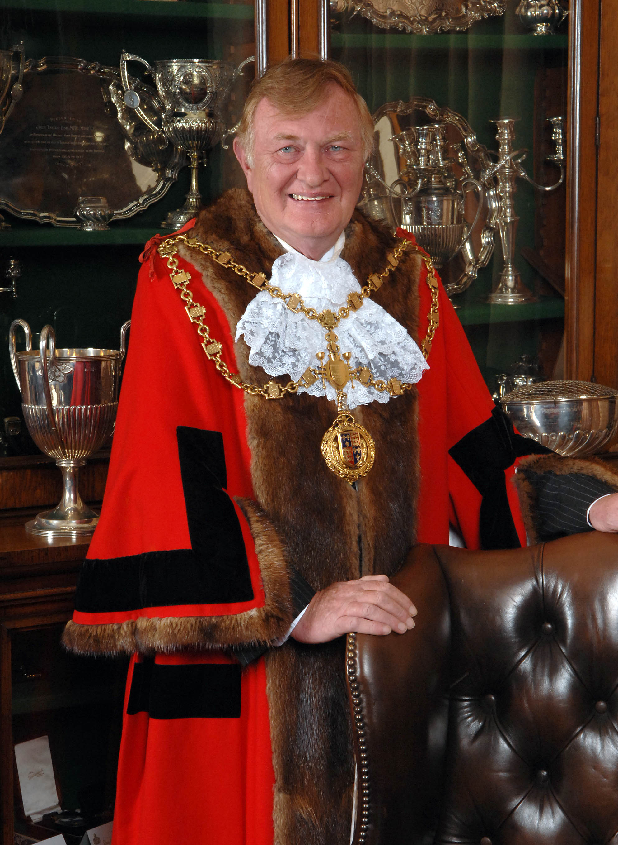 The late former mayor of Walsall, John O'Hare