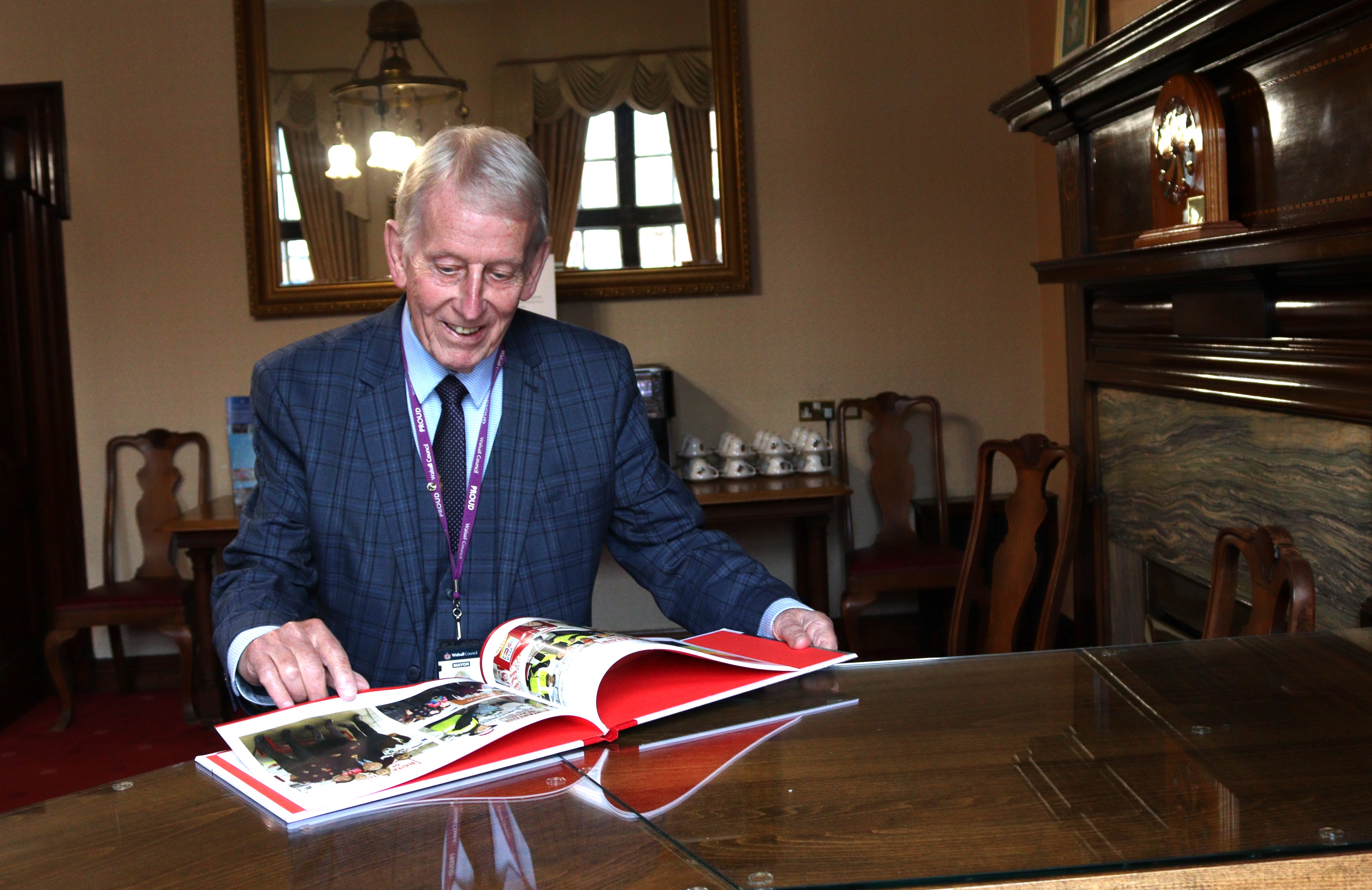 Former Mayor of Walsall Councillor Chris Towe, with his memory book