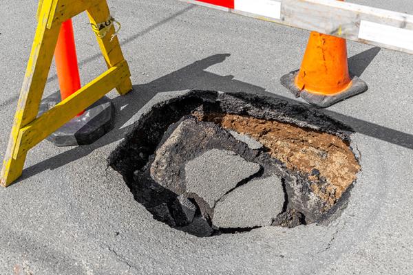 Pothole with cone 