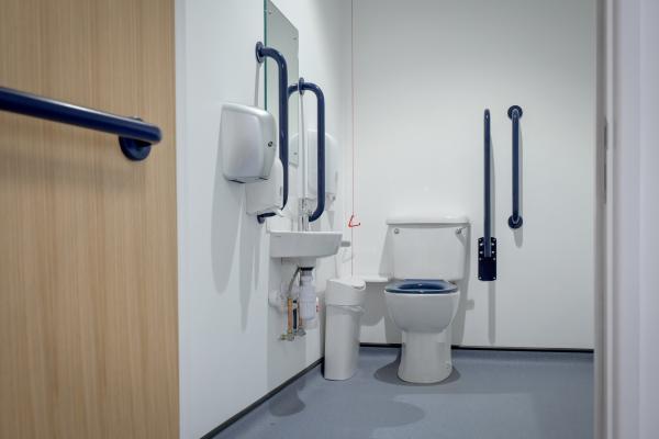 Image of the changing places facility 