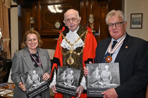 Emma Bennett, the Mayor and Walsall and Deputy Lieutenant of the WM.jpg