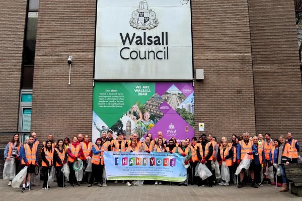 Staff Litter Pick