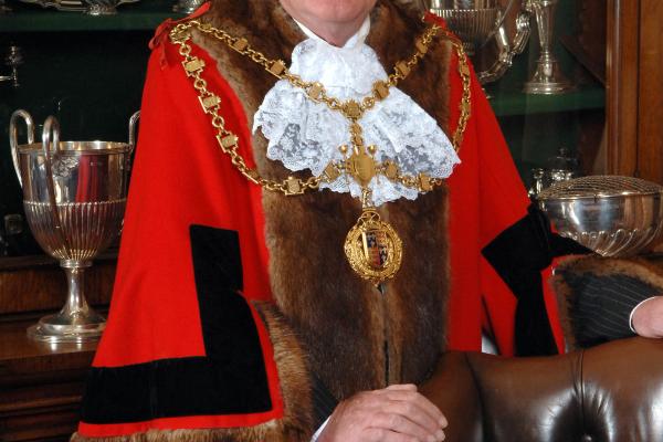 The late former mayor of Walsall, John O'Hare  